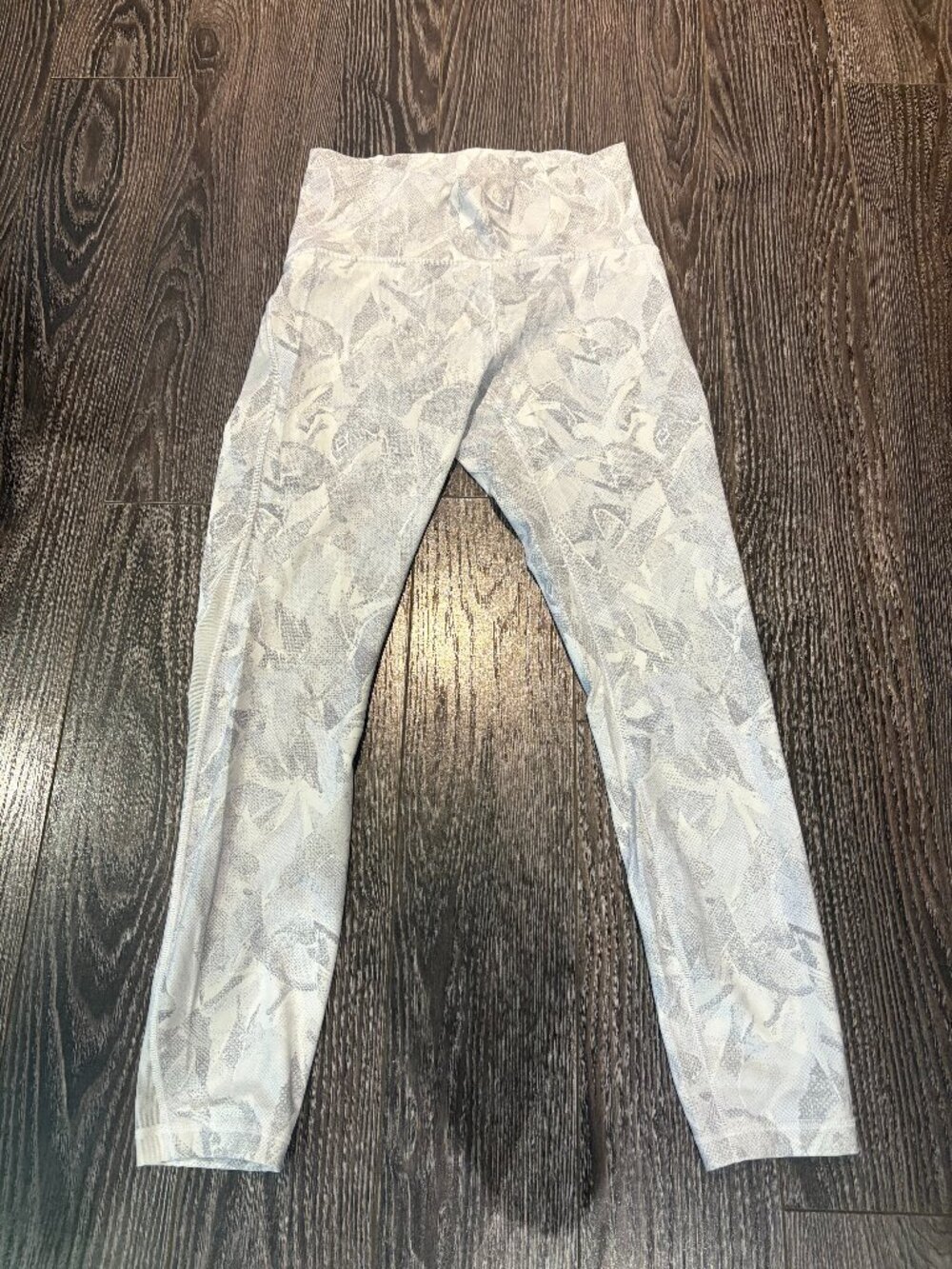 Lululemon Train Times 7/8 Pant 25" Jasmine White Multi